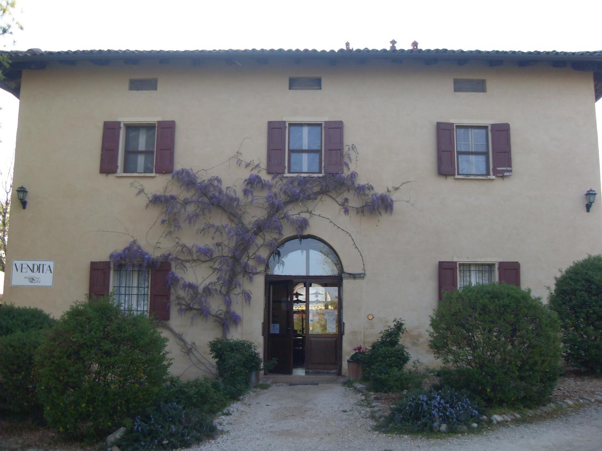 Agriturismo Montevecchio Isolani Monte San Pietro Luaran gambar